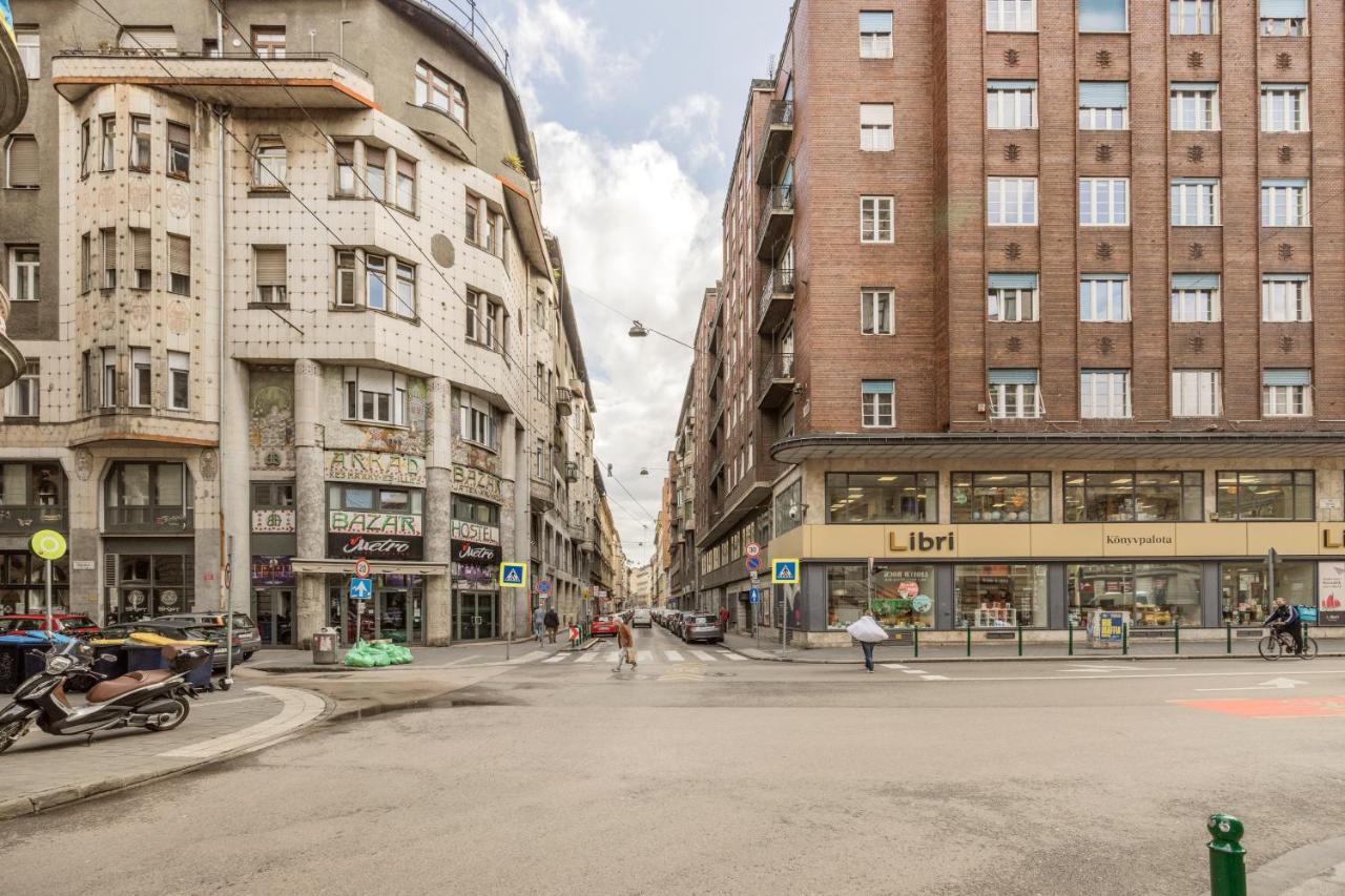 Downtown Tranquility, Budapest